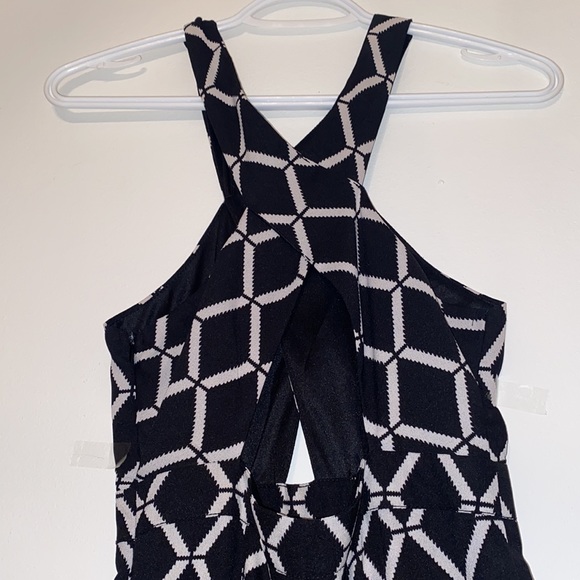 Black and white jumpsuit - aus 6 (USA 2) - Picture 5 of 5